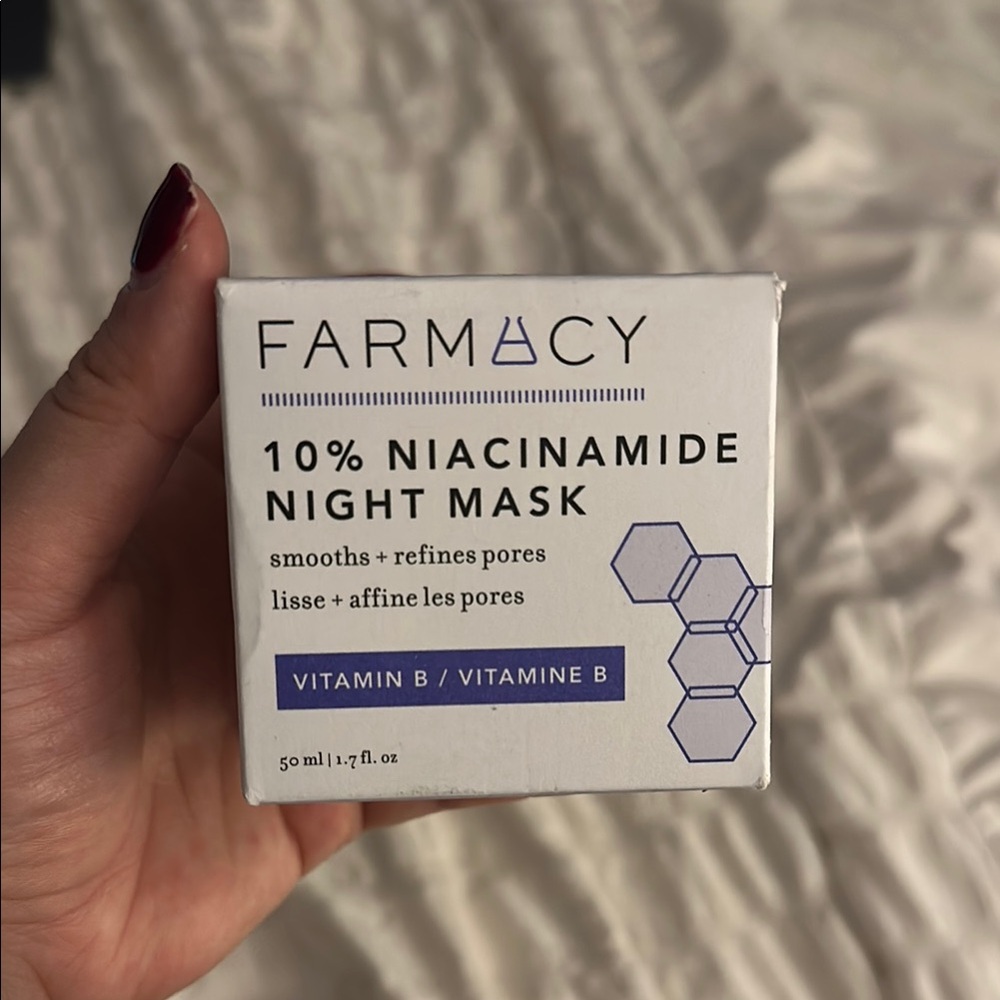 Farmacy 10% Niacinamide Night Mask - White